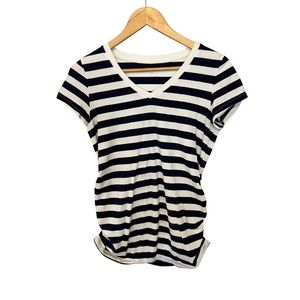 Old Navy Maternity Fitted V-Neck T-shirt
